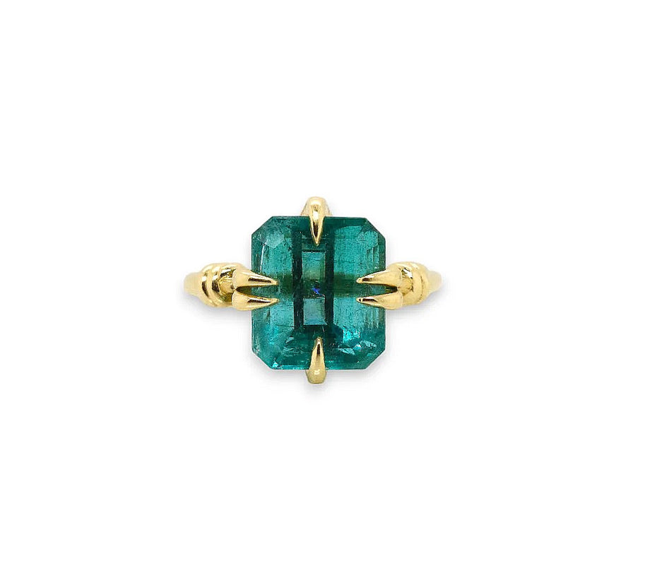5.35ct One of a Kind Emerald Forget Me Knot Ring in 18ct yellow gold