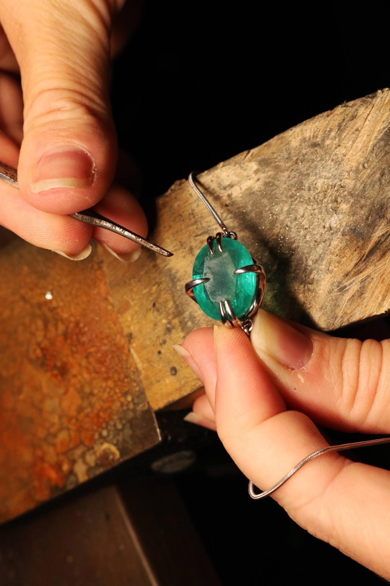 Bold 13.55ct Oval Cut Emerald Icon Pendant