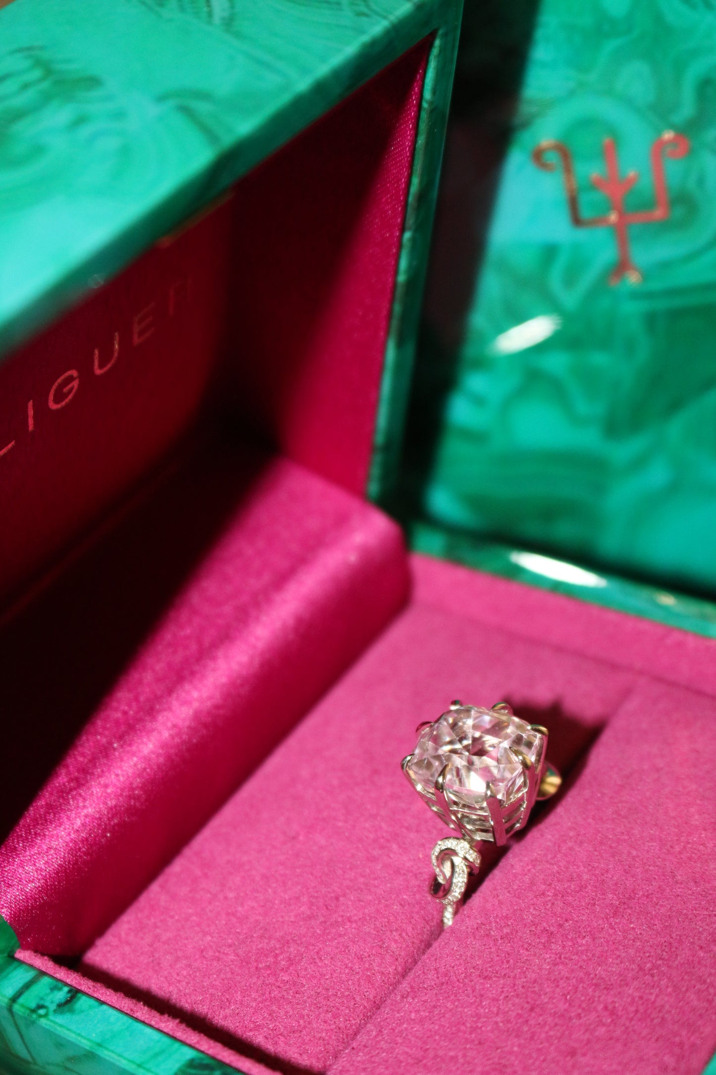 5ct Forget Me Knot Kunzite and Diamond ring in 18ct White Gold