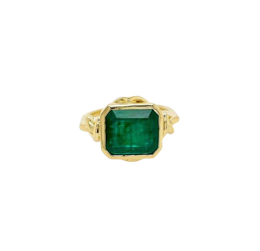 5.40ct Forget Me Knot Emerald ring in 18ct yellow gold
