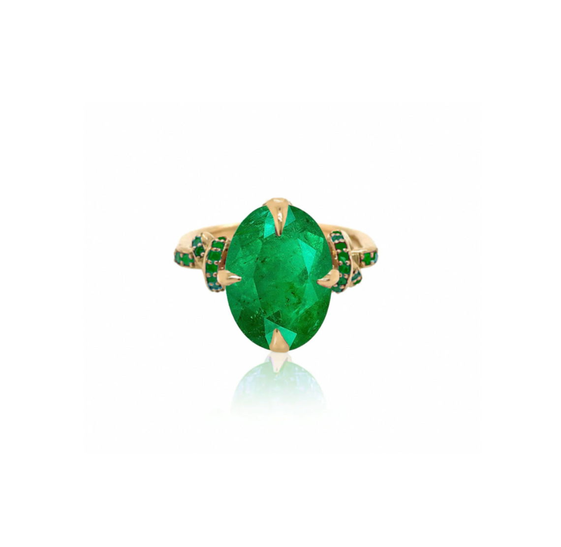 One of a Kind Oval Cut Emerald Forget Me Knot ring with Emeralds in 18ct yellow gold