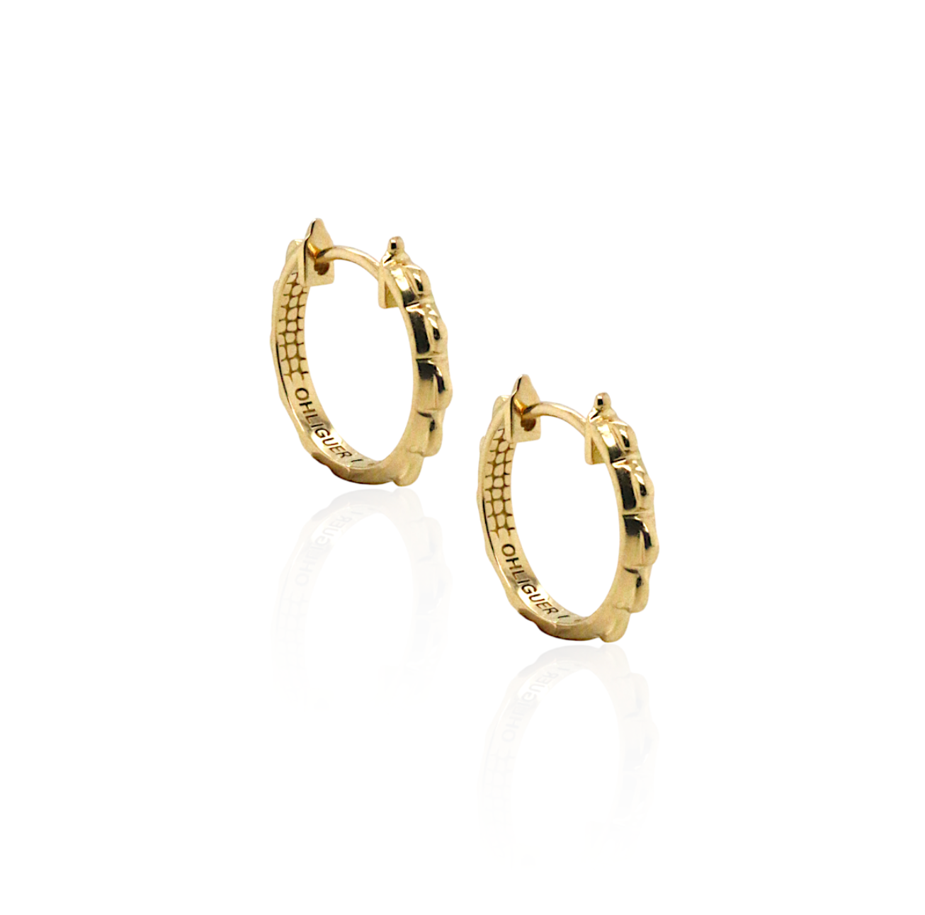 Slider Croc Hoop in 18ct yellow gold