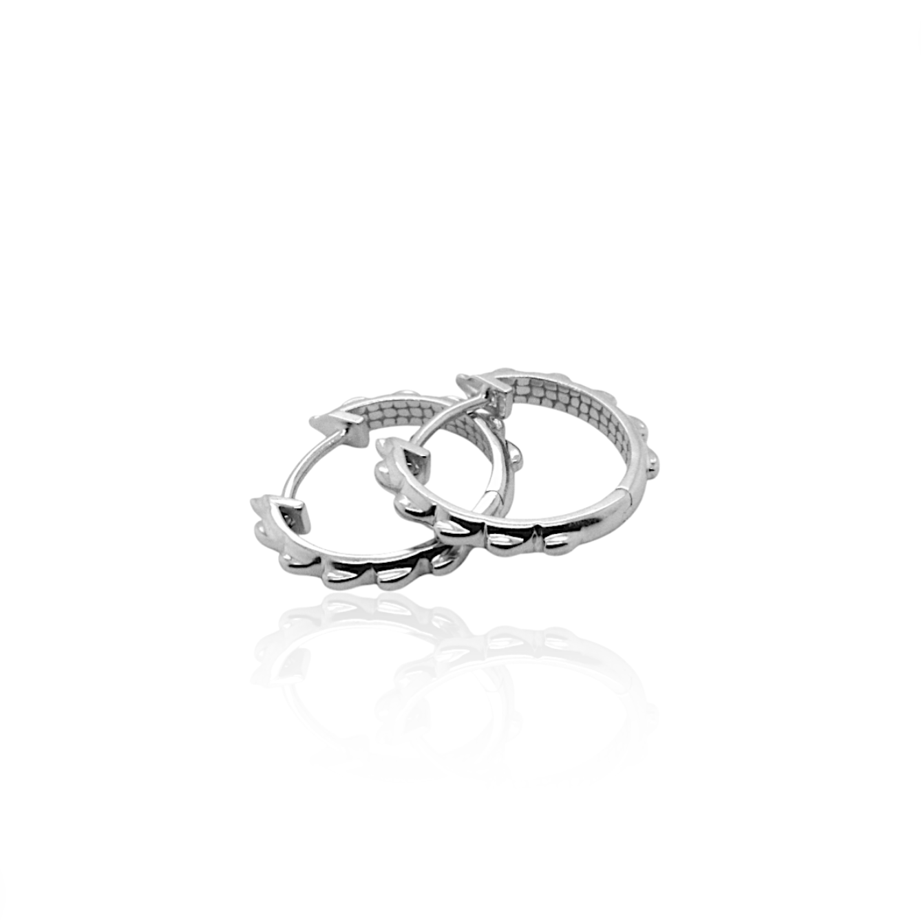 Slider Croc Hoop in 18ct white gold
