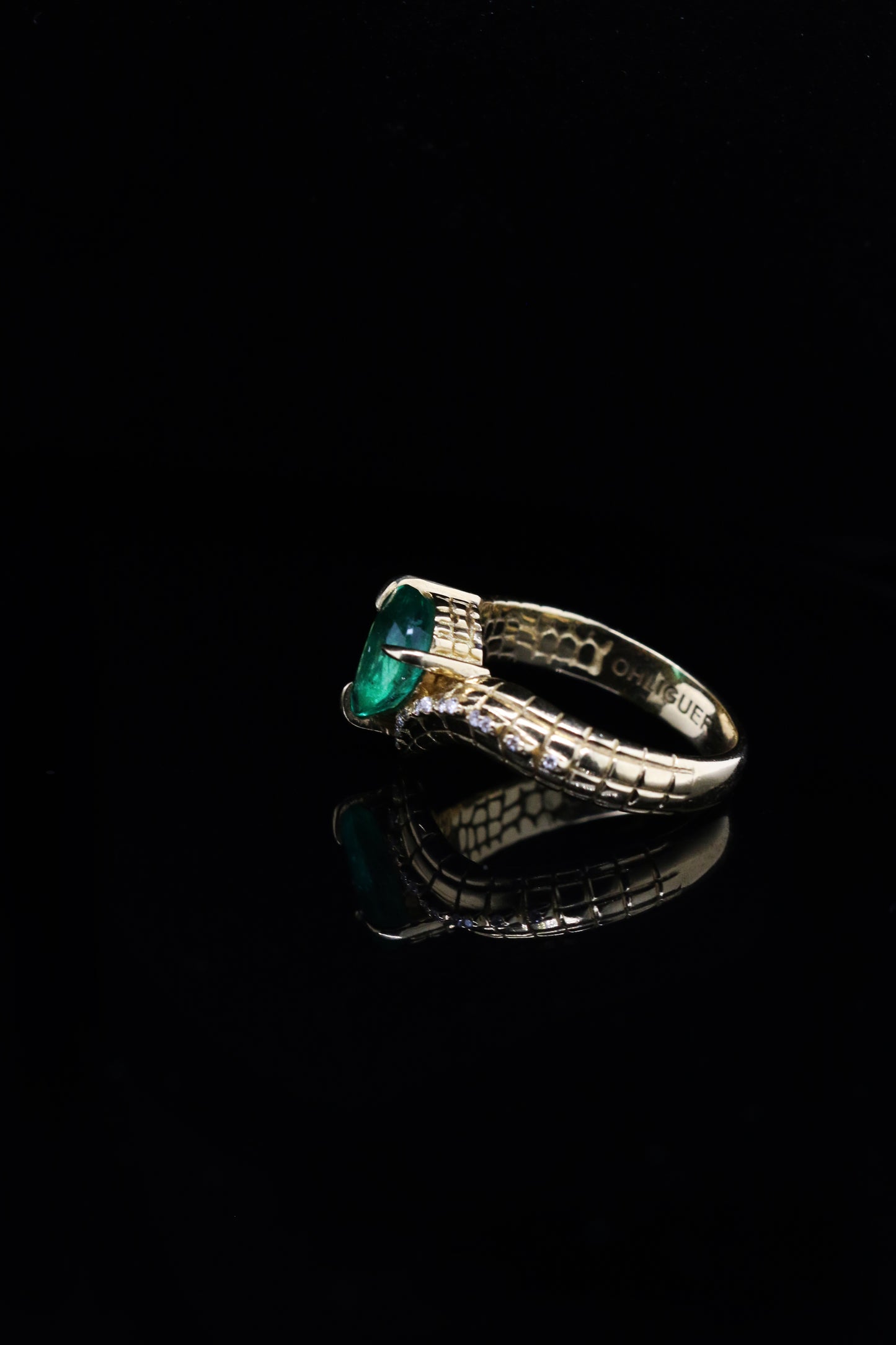 One of a Kind Croc Tail ring with 1.57ct pear cut Emerald with diamond spikes