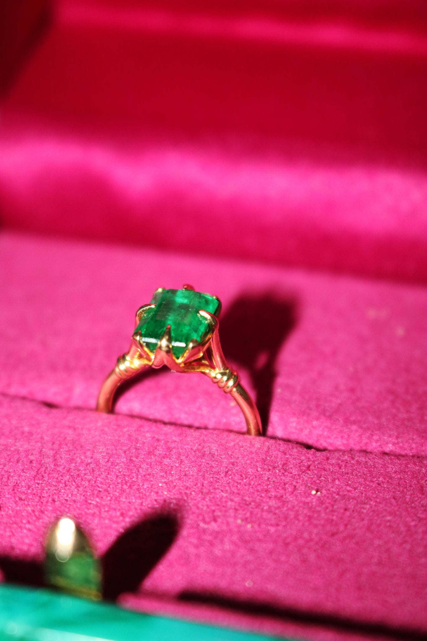 One of a Kind 2ct Forget Me Knot Emerald ring with Petals