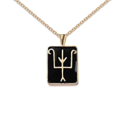 Namesake Talisman pendant in Onyx and 18ct Yellow Gold