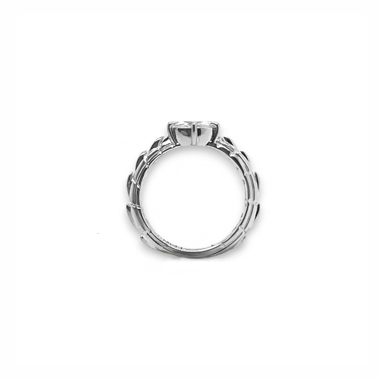 Round Brilliant Cut Diamond Croc Tail Ring in 18ct White Gold & Diamonds