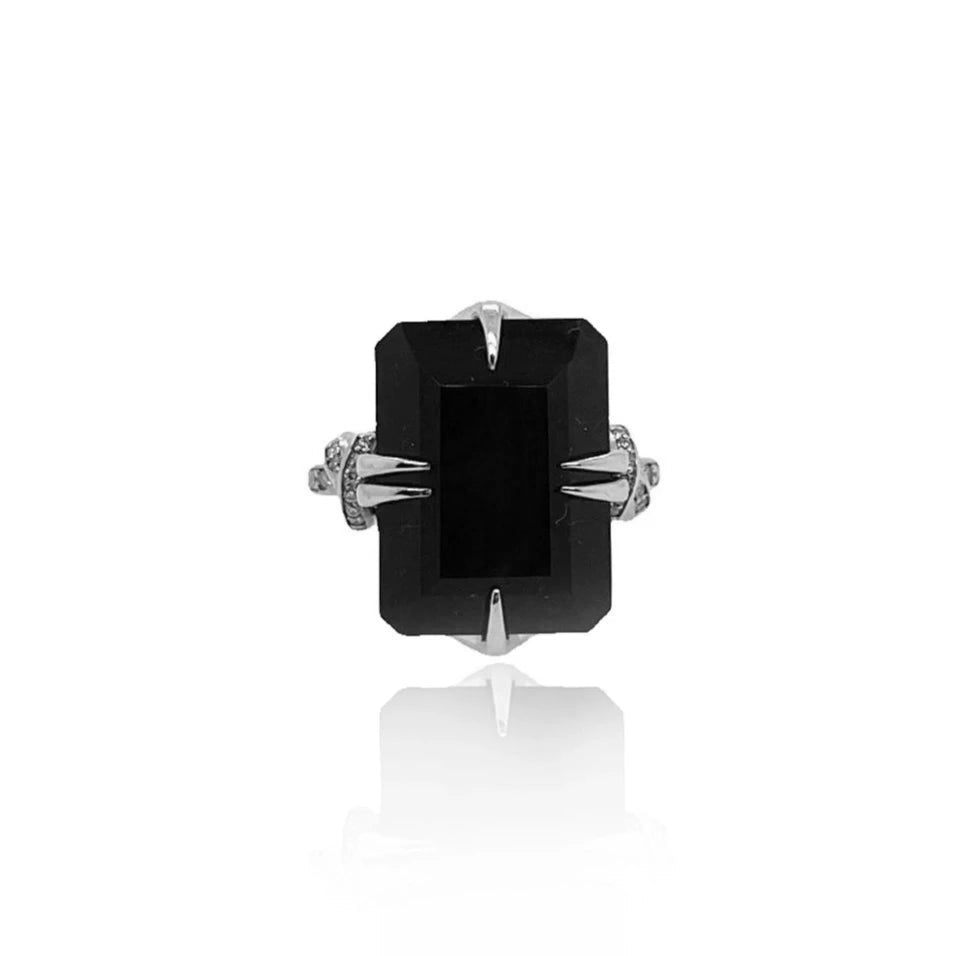 Forget Me Knot Onyx ring with Diamonds in 18ct white gold