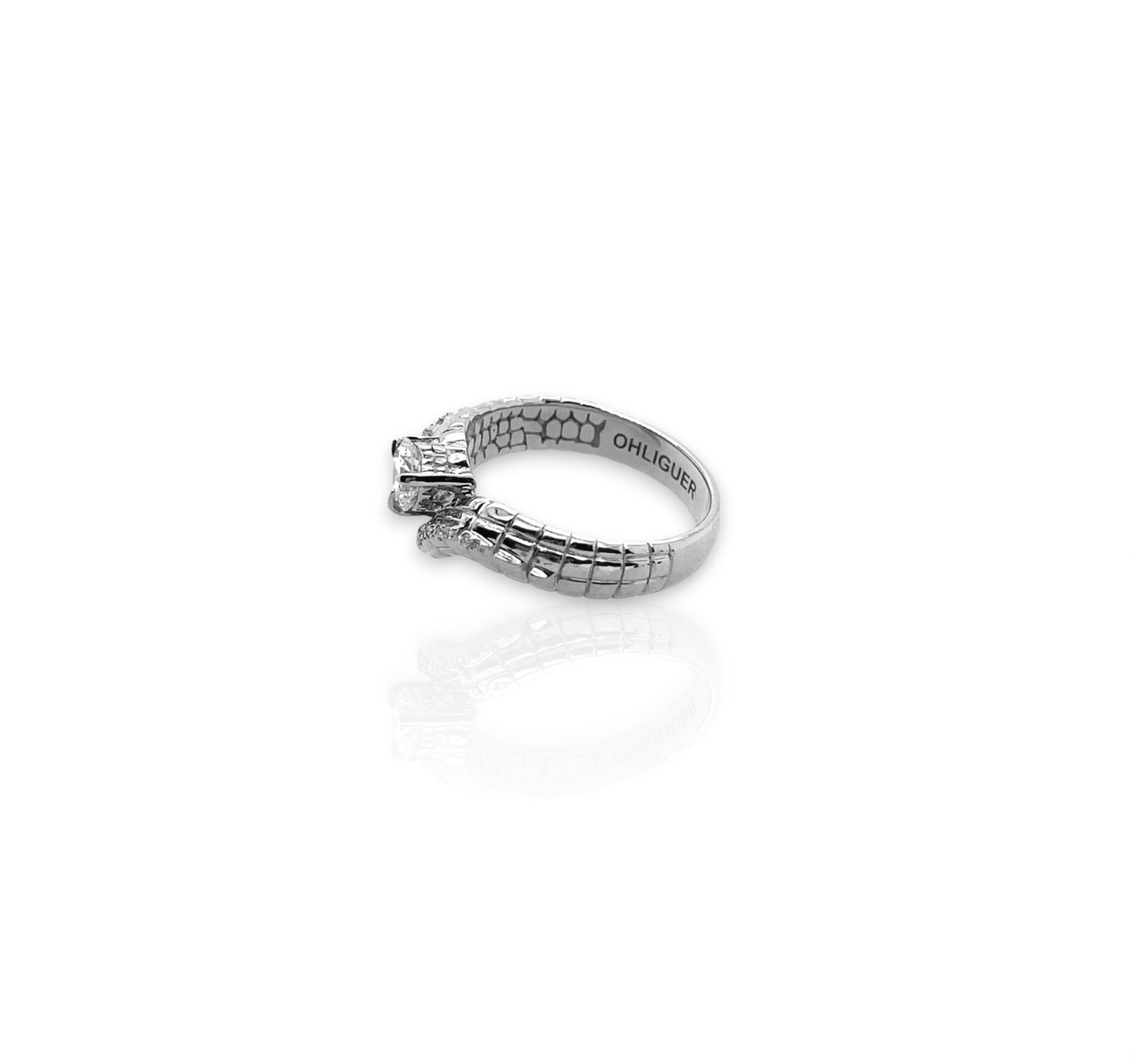 Croc Tail Ring with Round Brilliant Cut Diamond in 18ct White Gold