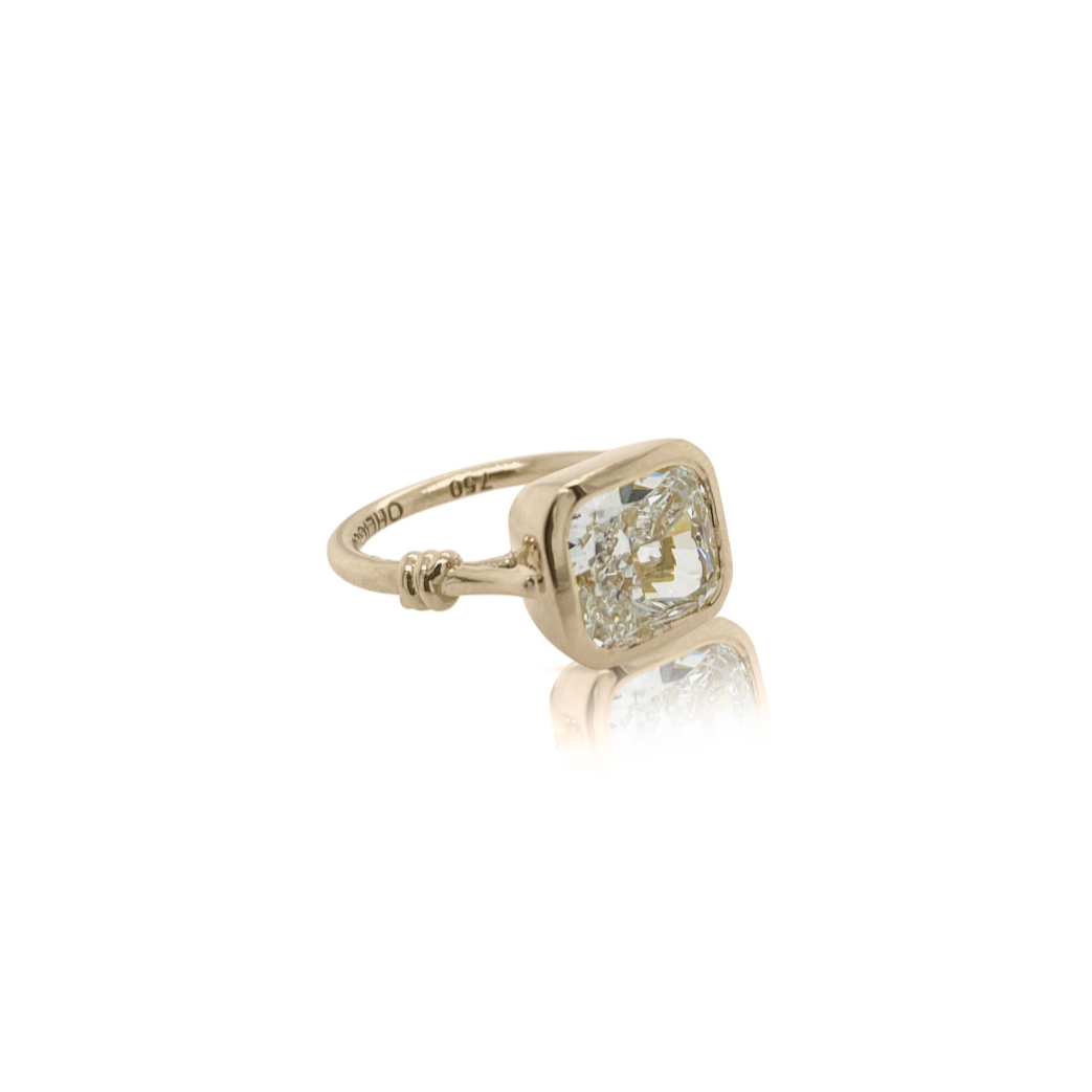 Forget Me Knot Cushion Cut Diamond ring in 18ct Yellow Gold