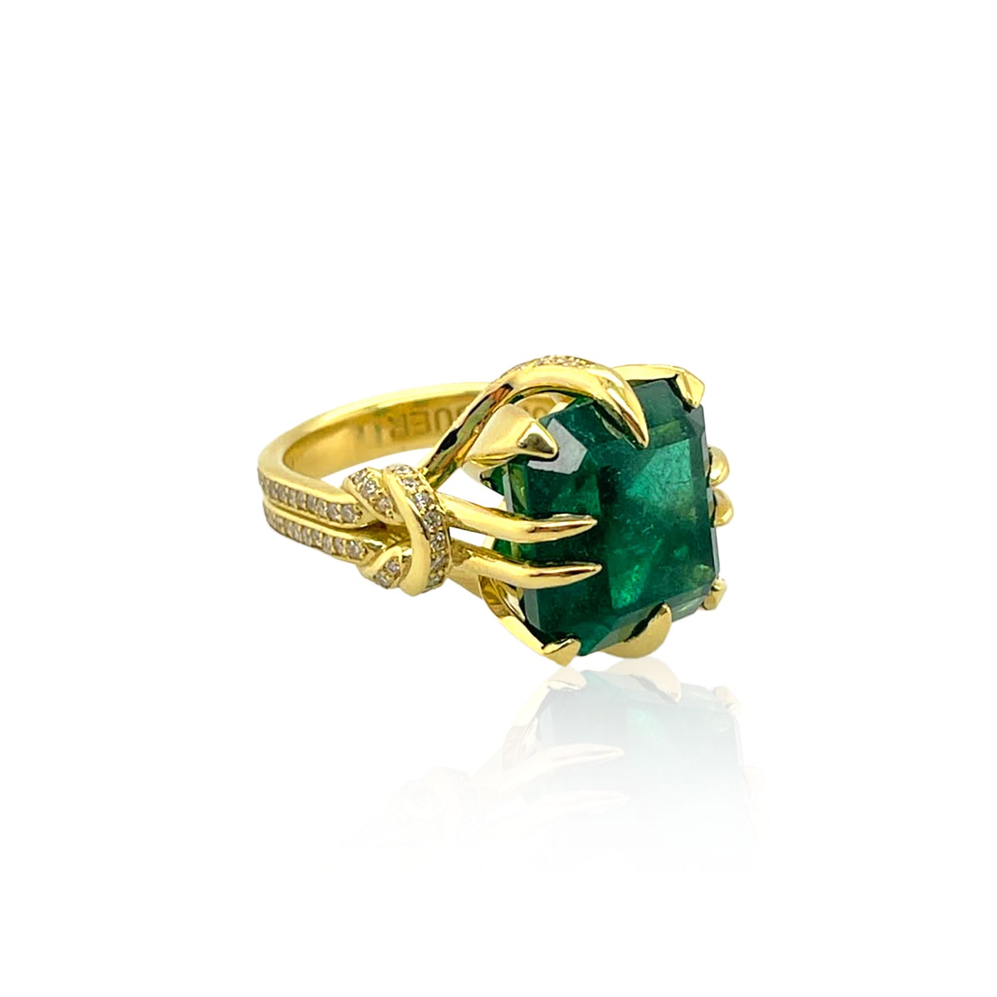 10ct Reef Knot Emerald ring with diamonds
