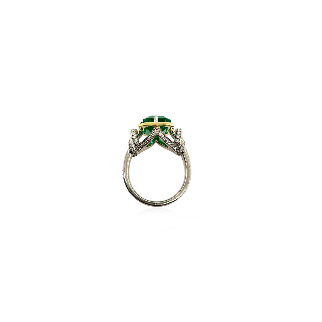 2ct Reef Knot in Emerald, platinum and 22ct yellow gold and diamonds