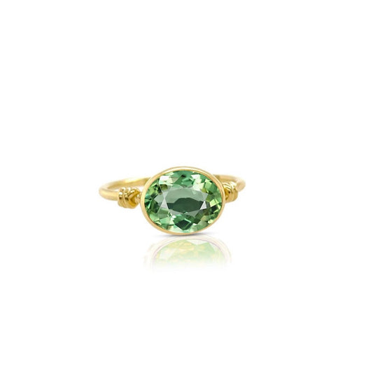Love Knot ring in Green Tourmaline and 18ct Yellow gold