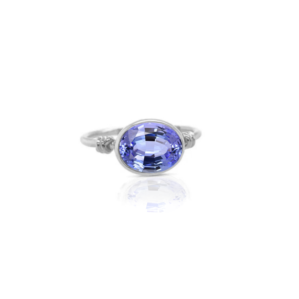Love Knot ring in Tanzanite and 18ct White gold