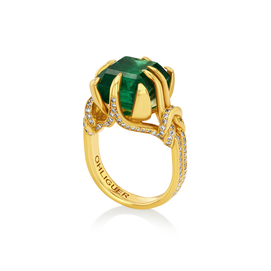 10ct Reef Knot Emerald ring with diamonds