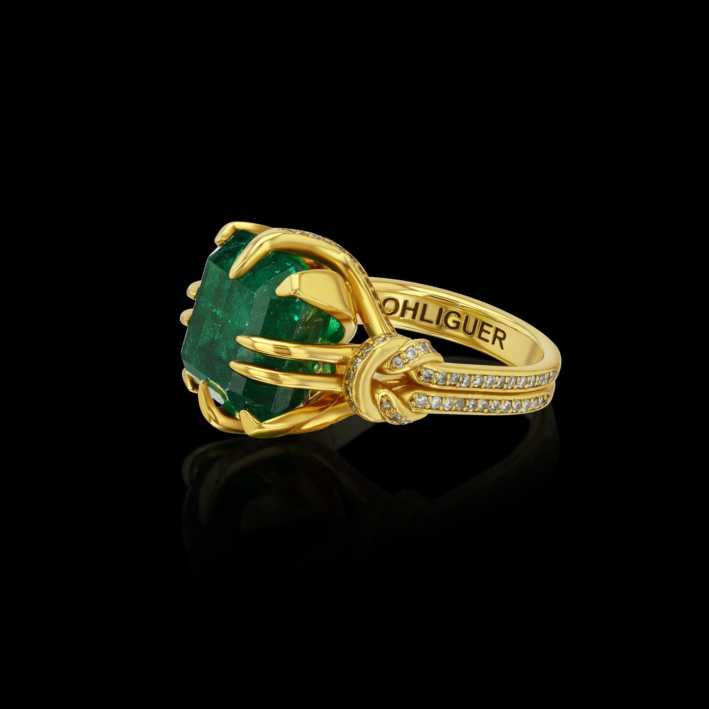10ct Reef Knot Emerald ring with diamonds