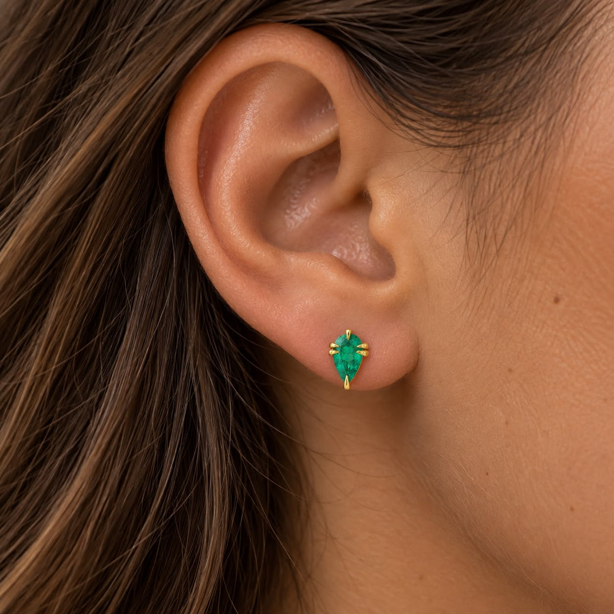 Pear Cut Colombian Emerald Bold Icon Studs in 18ct Yellow Gold