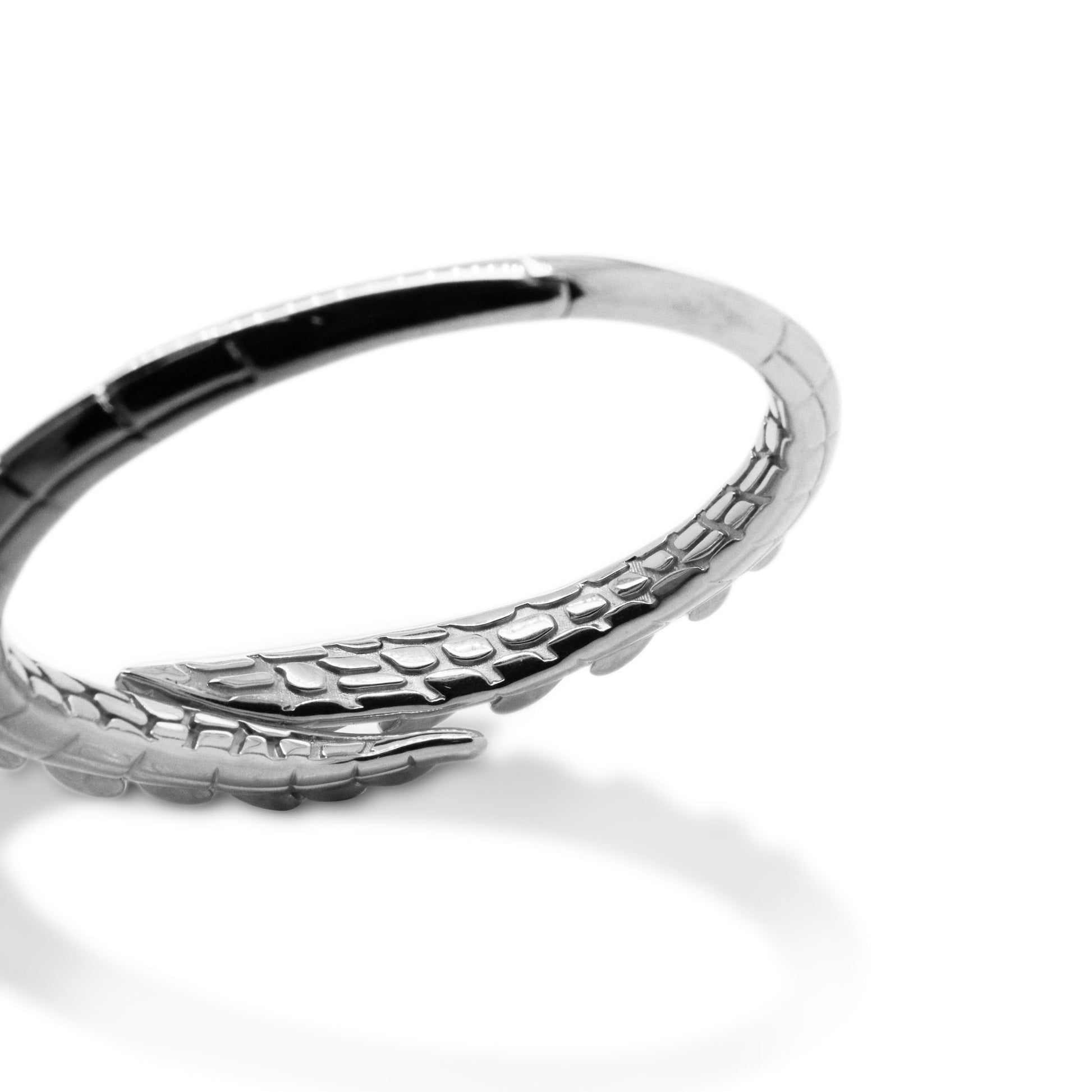 Croc Tail cuff in 18ct White Gold